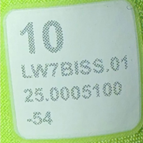 Lululemon Athletics Track That HR 3 in - Picture 4 of 4